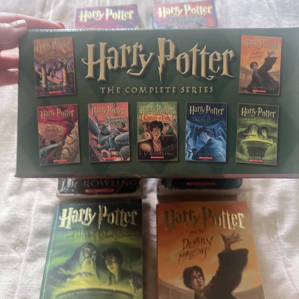 Harry Potter Book Set *Missing #1